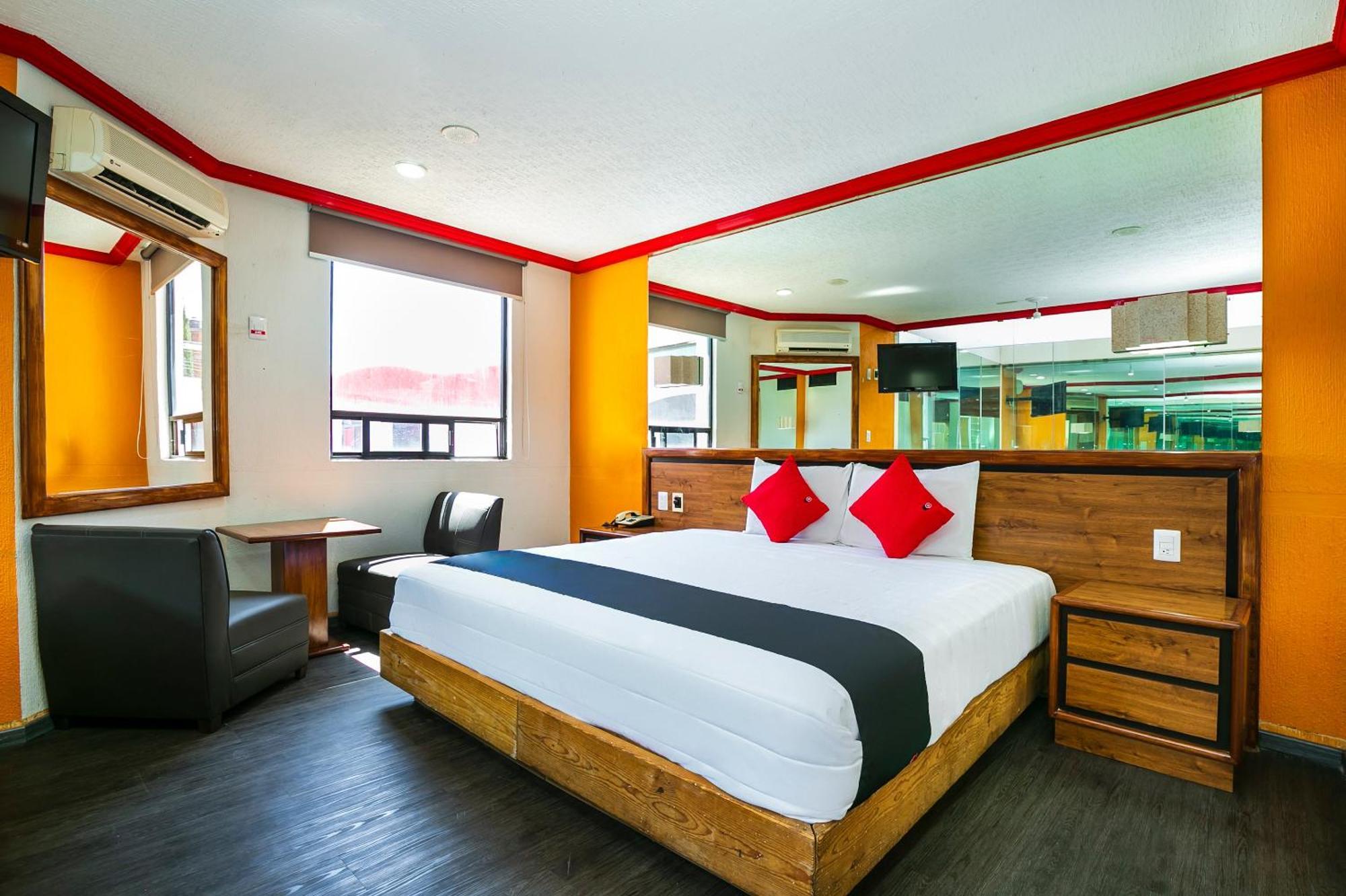 Capital O Hotel Casa Blanca, Морелия Экстерьер фото