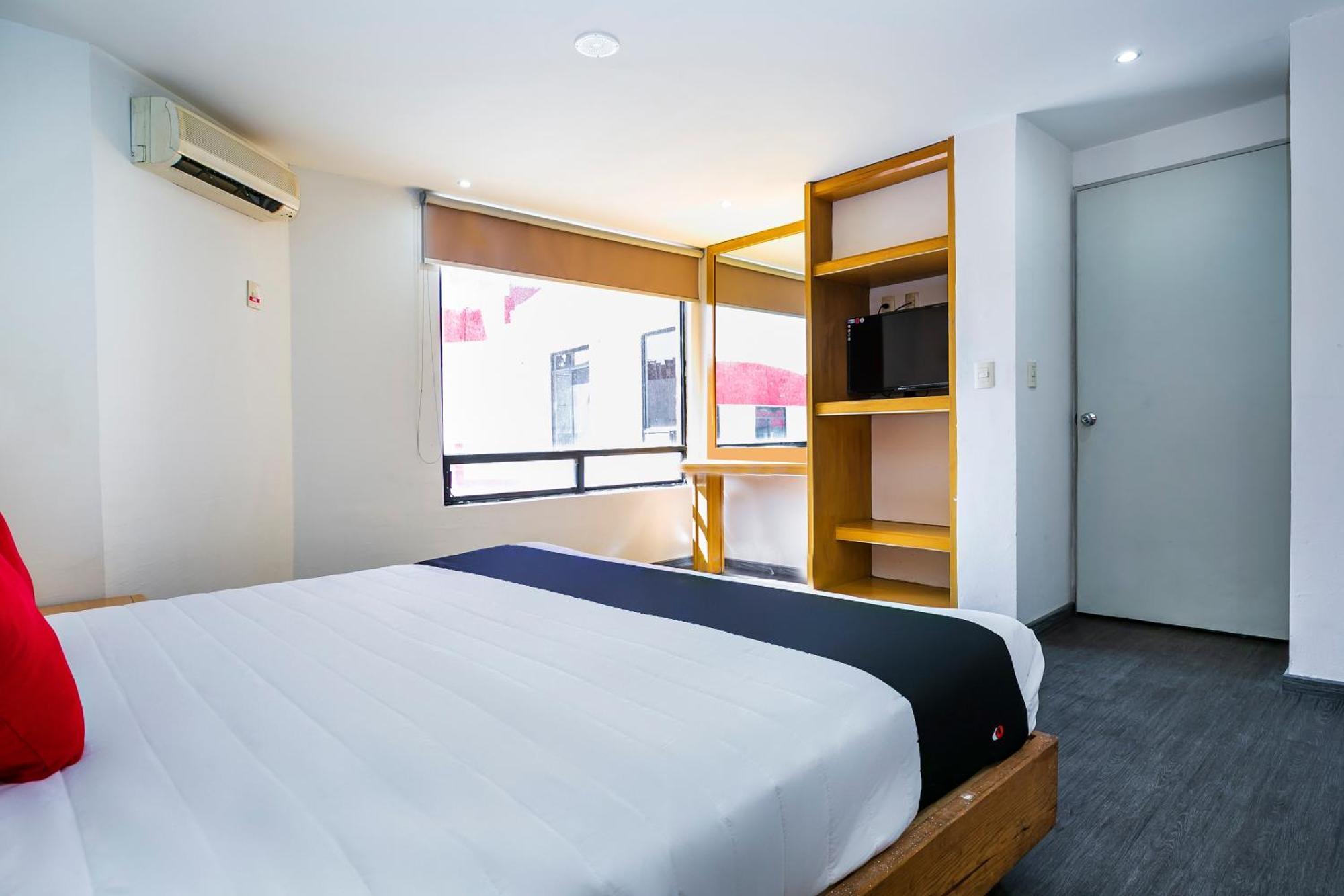 Capital O Hotel Casa Blanca, Морелия Экстерьер фото